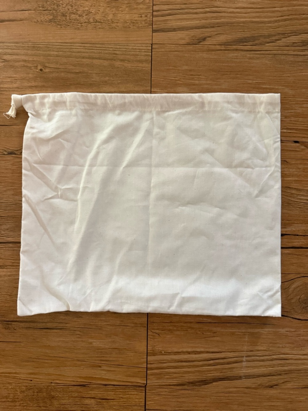 Marni Cotton Dust Bag | Cream Canvas Drawstring Storage Pouch - Picture 2 of 4